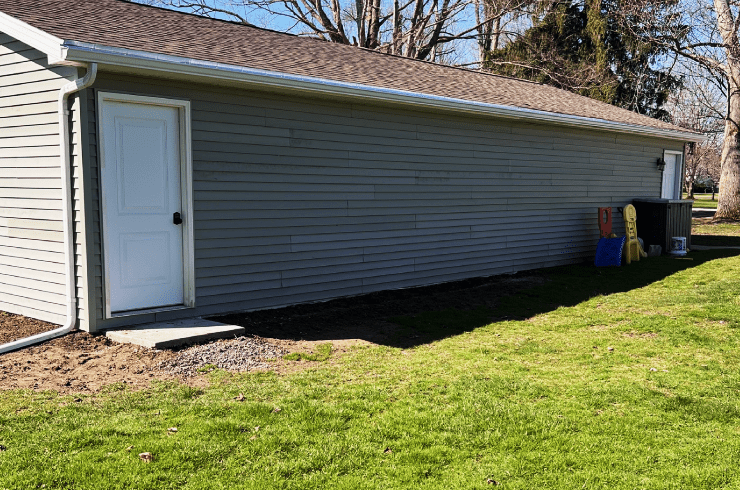 Big & Small Seamless Gutters
